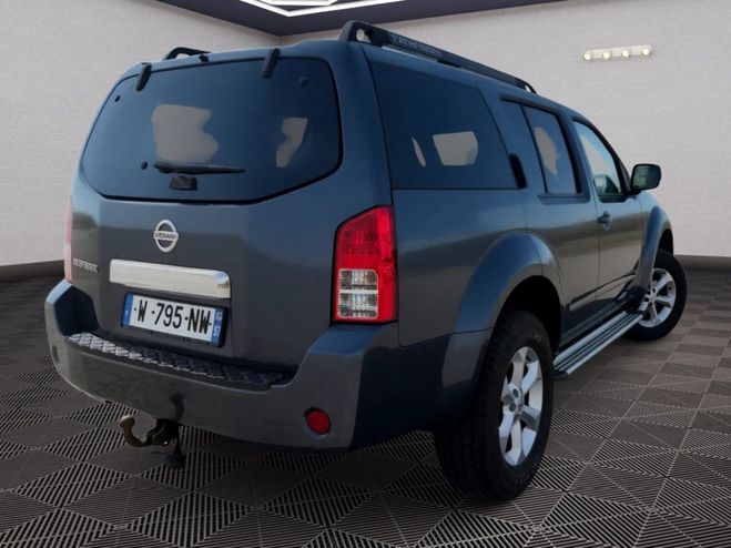 Nissan Pathfinder 2.5 dCi SE 170ch ? 7 places Clim auto R� Bleu de 2008