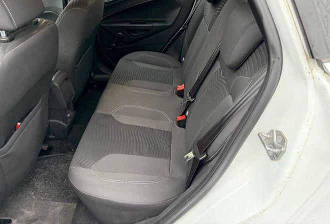 Ford Fiesta 1.5 TDCI 75CH FAP TITANIUM 5P  de 2013