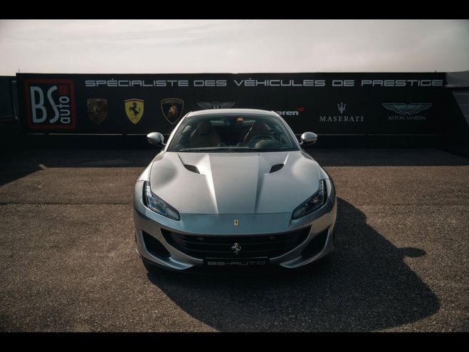 Cliquer pour voir la photo suivante Ferrari Portofino V8 Bi-turbo ? 3.9l 600ch Grigio TITANIO METALL de 2019