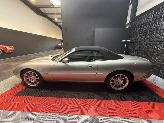 Jaguar XKR CABRIOLET SURALIMENTE 4.0 365 BVA GRIS de 1999