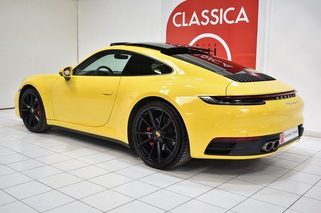 Porsche 911 992 Carrera 4S Racing Gelb 1S1 de 2019