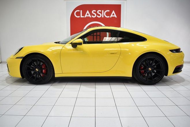 Porsche 911 992 Carrera 4S Racing Gelb 1S1 de 2019