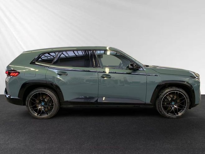 BMW XM 50e vert m�tallique de 2024