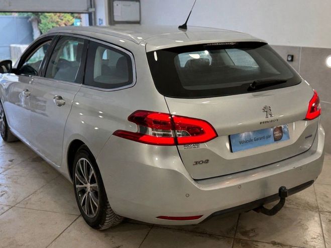 Peugeot 308 SW II 1.6 bluehdi 120cv Allure Gris de 2015