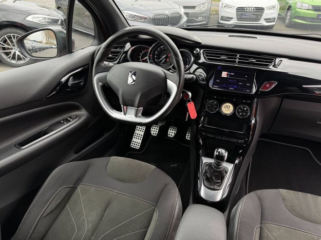 Citroen DS 3 DS3 1.6 BlueHDi 120 SPORT CHIC CLIM RE ROUGE de 2016