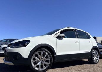  Voir d&eacute;tails -Volkswagen Polo CROSSPOLO 1.2 TSI 90CH 5P &agrave; Strasbourg (67)