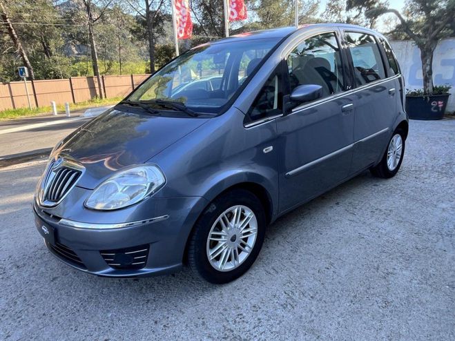 Lancia Musa 1.3 16V Multijet - 90 BERLINE Oro PHASE  GRIS FONCE de 2009