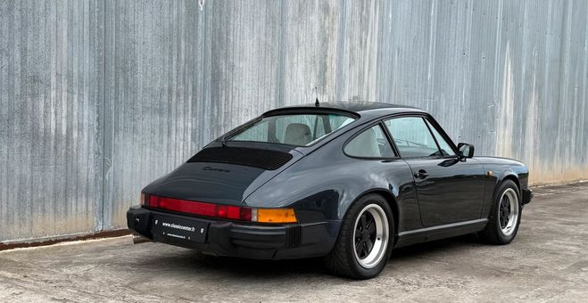 Porsche 911 Carrera 3.2 G50 Bleu Marine M�tallique Bleu de 1988