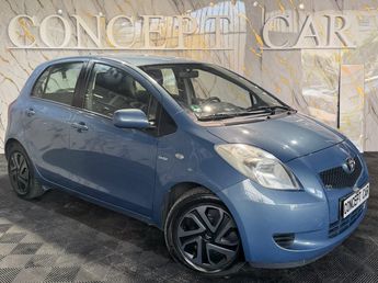  Voir d&eacute;tails -Toyota Yaris 1.4 D-4D SOL &agrave; Saint-Maur-des-Foss�s (94)
