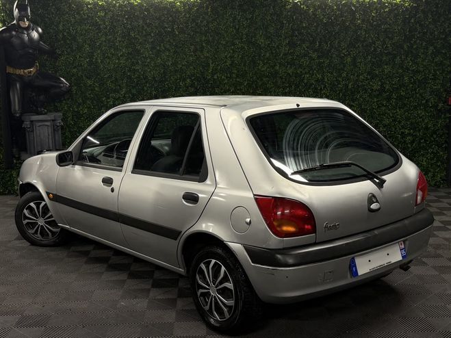Ford Fiesta 3 III PHASE 2 AMBIENTE 1.3 60 Cv - EMBRA Gris de 2002