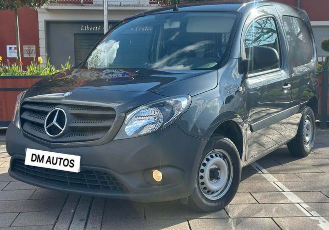 Mercedes Citan benz 109 cdi fourgon compact clim   gps  Gris de 2018