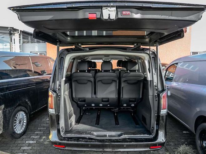Mercedes Classe V AVANTGARD XXL Noir m�tallis� de 2024