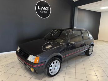  Voir d&eacute;tails -Peugeot 205 GTI 1.9l 130ch Phase 2 Toit Ouvrant Gris &agrave; Pusignan (69)