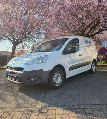  Voir d&eacute;tails -Peugeot Partner 1,6 hdi 75 cv (�tat exceptionnel) &agrave; L'H�pital (57)