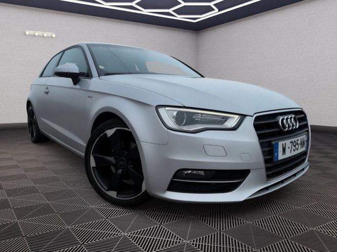 Audi A3 S line Sportpaket ultra S-tronic SIEGE C Gris de 2013