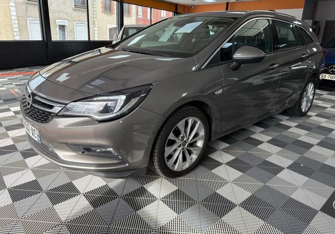Opel Astra K Sports Tourer Gris de 2016