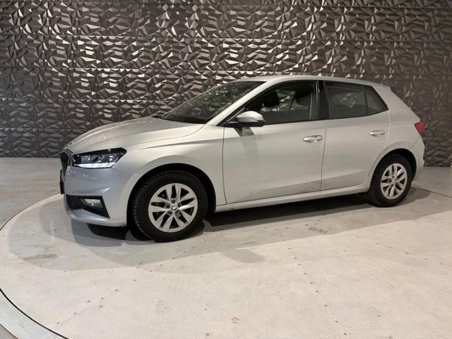 Skoda Fabia 1.0 TSI - 95 IV BERLINE Ambition GRIS CLAIR de 2023