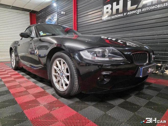 Cliquer pour voir la photo suivante BMW Z4 ROADSTER 2.2 I 170 Noir de 2005