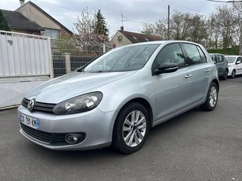  Voir d&eacute;tails -Volkswagen Golf 1.6 TDI 105 CR BlueMotion Style &agrave; Villeneuve-Saint-Georges (94)