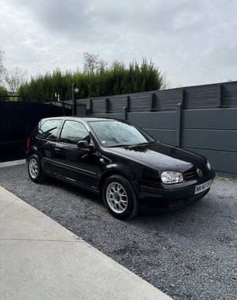  Voir d&eacute;tails -Volkswagen Golf 1,9 tdi &agrave; Flers-en-Escrebieux (59)