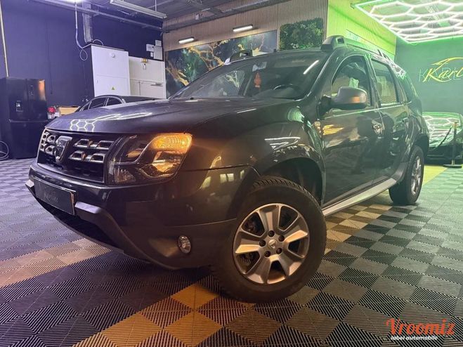 Cliquer pour voir la photo suivante Dacia Duster 1.2 TCE 125 PRESTIGE 4X2 I RADAR DE RECU Gris de 2016