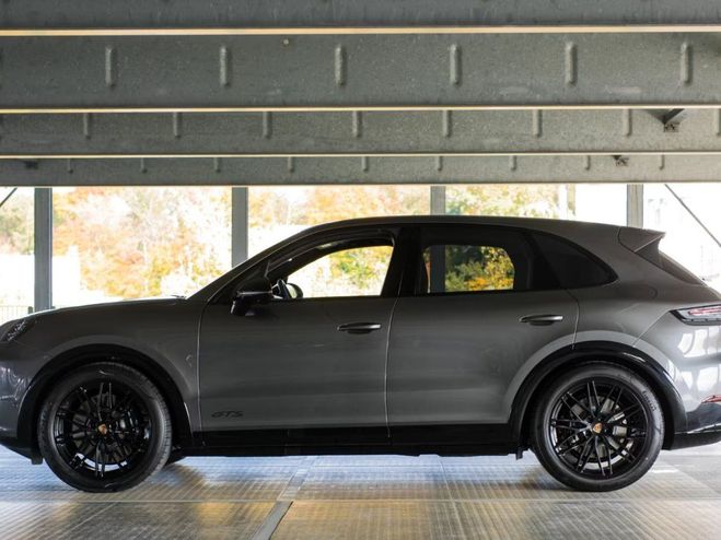 Porsche Cayenne Turbo E-Hybrid Gris Quartzite M�tallis� de 2024