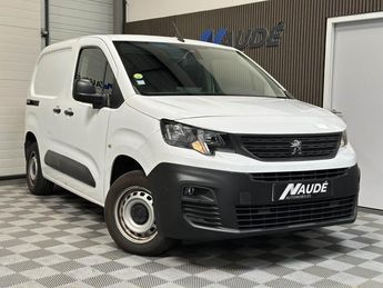  Voir d&eacute;tails -Peugeot Partner 1.5 BlueHDi 100ch Asphalt 650KG - TVA R� &agrave; Chaponost (69)