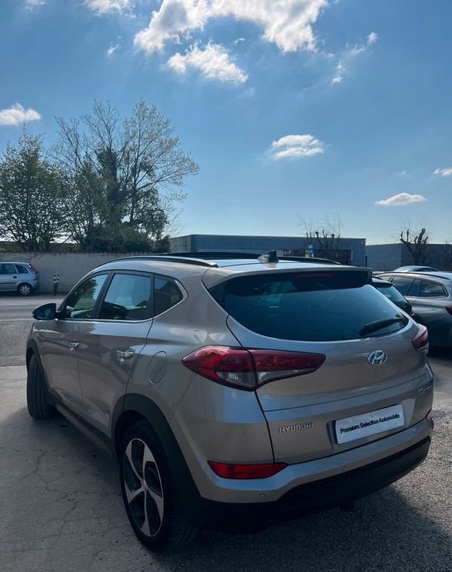 Hyundai Tucson 1.7 CRDi 141 Bo�te auto Executive Gris de 2016