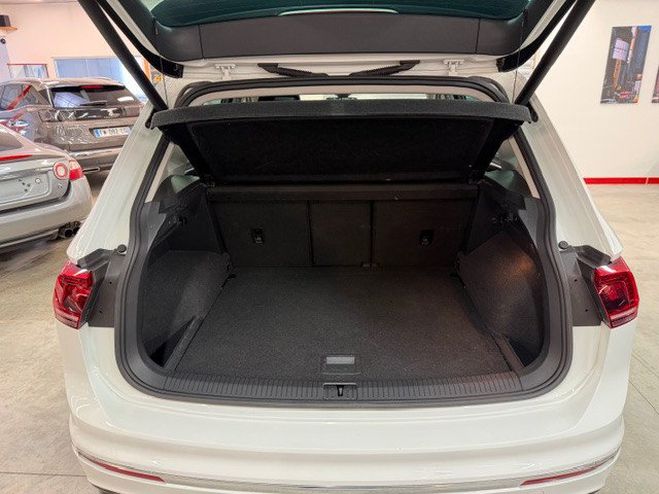 Volkswagen Tiguan TDI 150 4MOTION CARAT EXCLUSIVE BVA BLANC de 2017