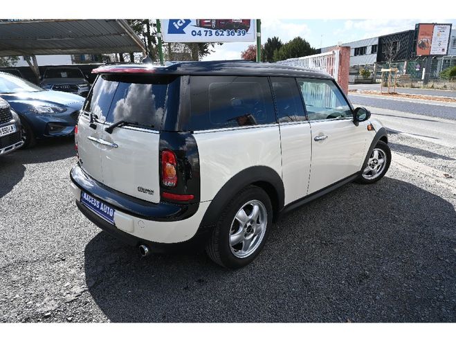 Mini Clubman R55 122 ch Cooper A Blanche de 2010