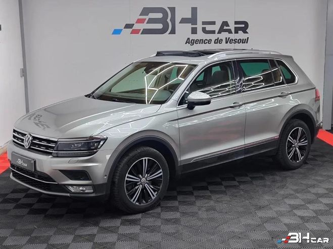 Cliquer pour voir la photo suivante Volkswagen Tiguan 2.0 TDI DSG7 Bluemotion Carat 4Motion - Gris de 2017