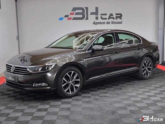 Volkswagen Passat 1.6 TDI DSG7 Connect - 120 cv / Apple Ca Marron de 2018