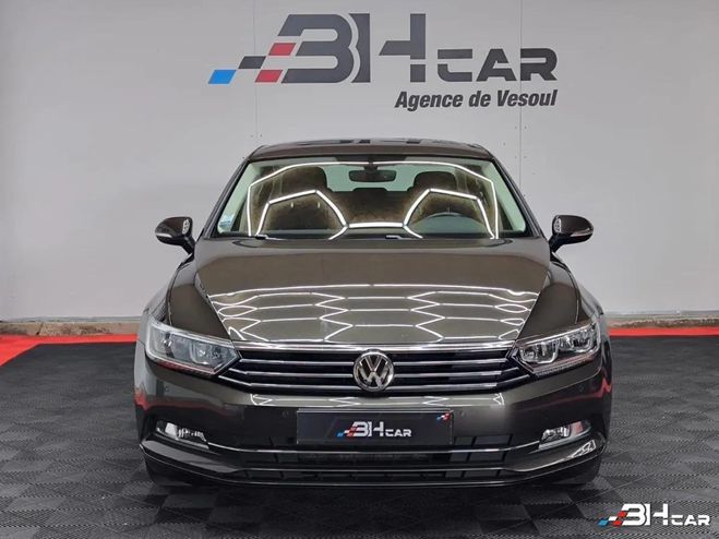 Volkswagen Passat 1.6 TDI DSG7 Connect - 120 cv / Apple Ca Marron de 2018