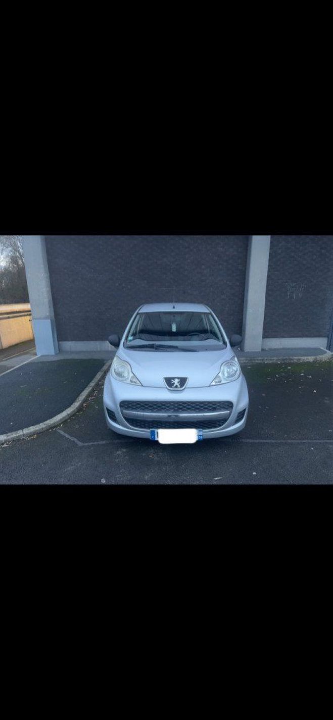 Peugeot 107  Gris de 2011