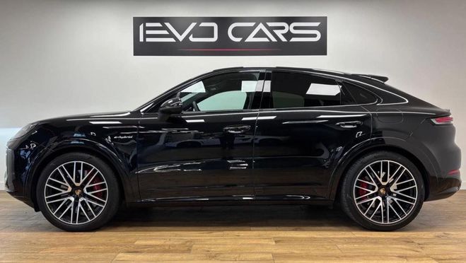 Porsche Cayenne S E-Hybrid Coup� 3.0 519 ch 1�re main FR Noir de 2024