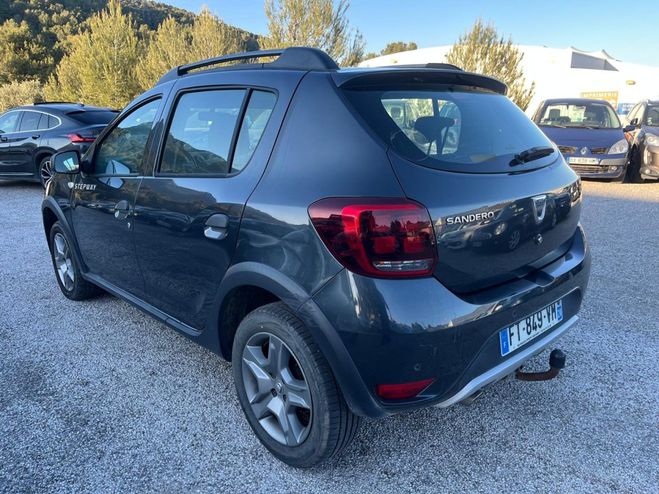 Dacia Sandero 1.0 TCE 100CH STEPWAY Gris F de 2020