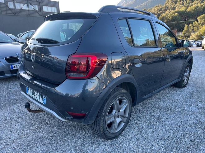 Dacia Sandero 1.0 TCE 100CH STEPWAY Gris F de 2020