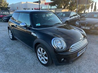  Voir d&eacute;tails -Mini Cooper D 110ch &agrave;  La Garde (83)