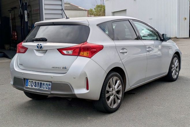 Toyota Auris 1.8 136CH HYBRID STYLE Grise de 2014