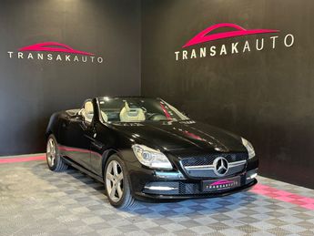  Voir d&eacute;tails -Mercedes Classe SLK 200 K A / TOIT PANO / FAIBLE KM / ORIGIN &agrave; Avignon (84)