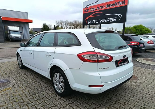 Ford Mondeo BREAK 2.0 TDCi 140 CH BVA ? VERSION TREN Blanc de 2012