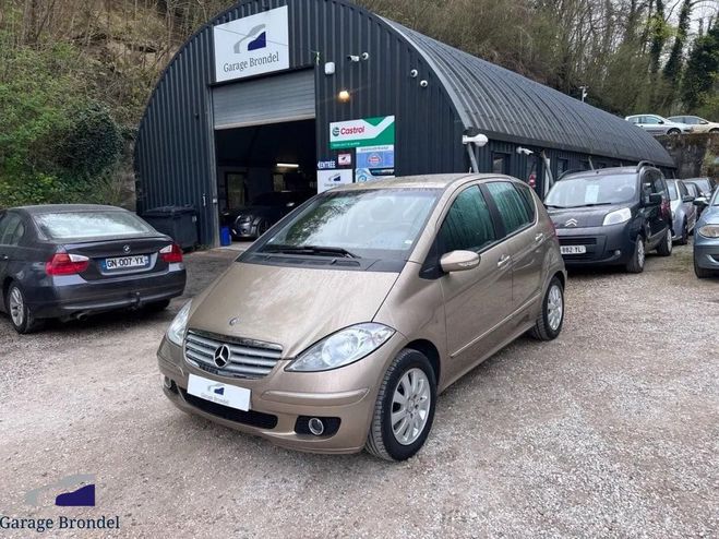 Mercedes Classe A A150 (W169) 1.5i 95cv Phase 2 1�re Main Beige de 2006