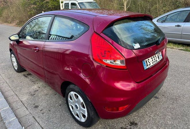Ford Fiesta  VI 3 portes 1.4 i 16V 96 cv  de 2010