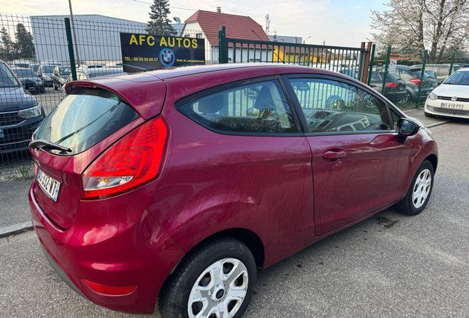 Ford Fiesta  VI 3 portes 1.4 i 16V 96 cv  de 2010