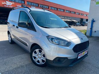  Voir d&eacute;tails -Ford Transit COURIER 1.5 TDCI 100 CH TREND BV6 1�re M &agrave; Colmar (68)