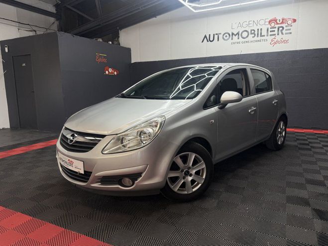 Cliquer pour voir la photo suivante Opel Corsa D 1.2 16V Twinport 80 cool line 2 Gris de 2009