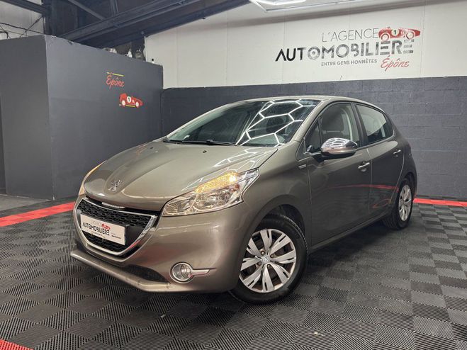 Peugeot 208 1.2 VTI Urban Soul 4.0 CV Marron de 2014