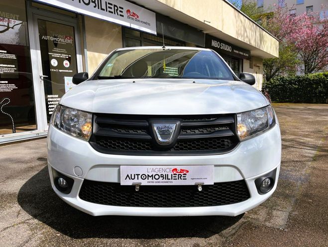 Dacia Logan II 1.2 16V 75 EURO6 *DISTRIBUTION EFFECT Blanc de 2016