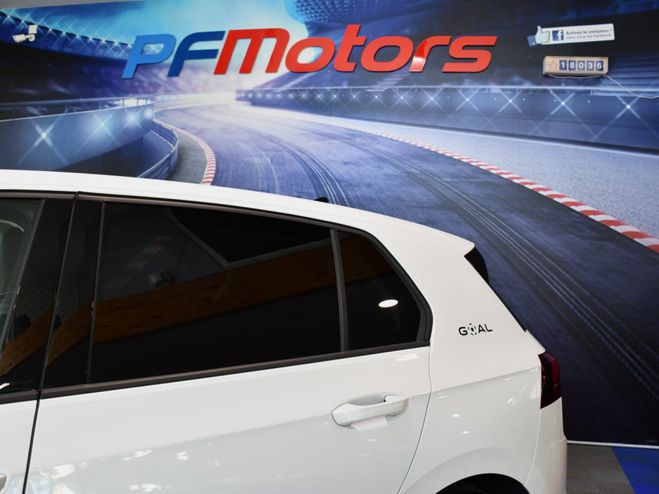 Volkswagen Golf 8 GOAL 1.5 eTSI 150 DSG GPS Virtual Car  Blanc Nacr� de 2025
