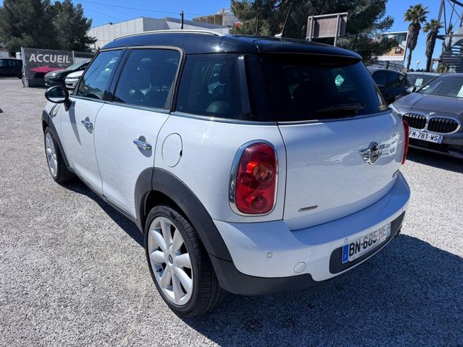 Mini Countryman COOPER D 112CH Blanc de 2011